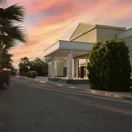 Anadolu Club Szálloda 5*