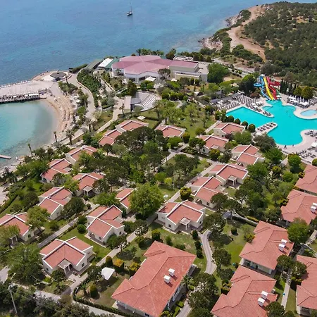 Anadolu Club فندق
