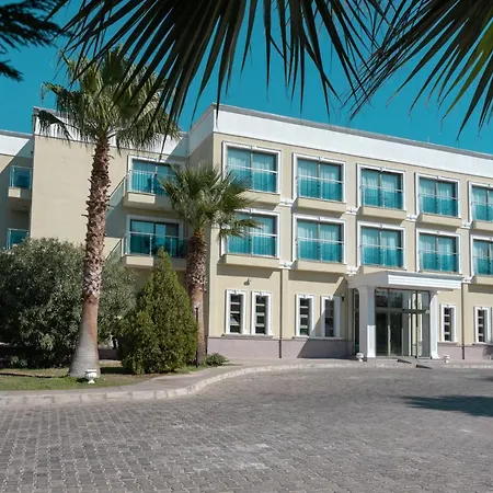 מלון Anadolu Club