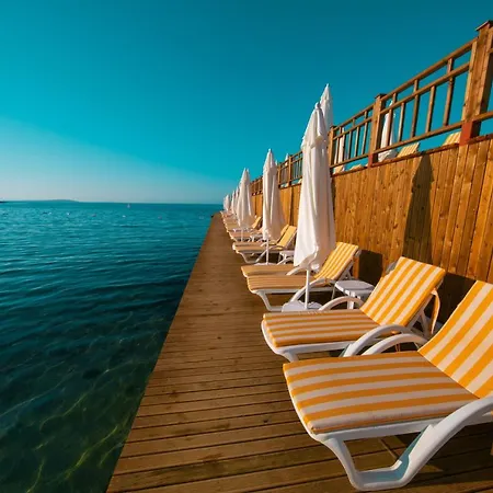 Anadolu Club מלון