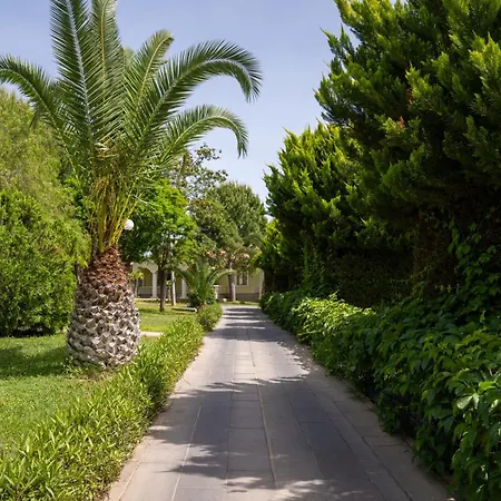 Anadolu Club Hotel 5*